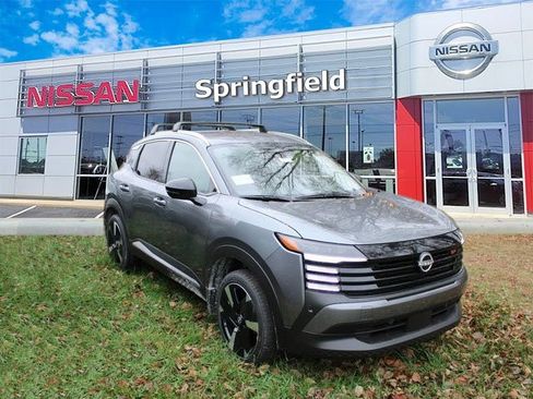 New 2026 Nissan Kicks SR w/ Cold Weather Package image 1