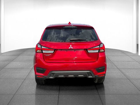 Used 2025 Mitsubishi Outlander Sport SE AWD/4WD image 6