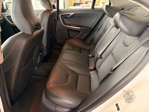 Used 2017 Volvo S60 T5 Dynamic w/ Vision Package image 14