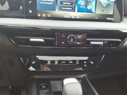 New 2026 Nissan Kicks SR w/ SR Premium Package image 14