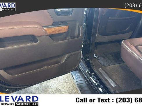 Used 2015 Chevrolet Silverado 1500 High Country w/ High Country Premium Package AWD/4WD image 31