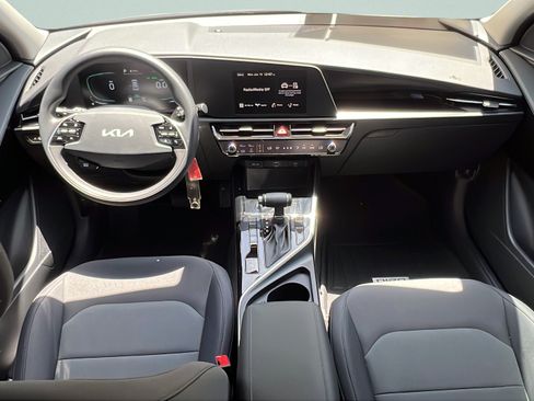 New 2026 Kia Niro LX FWD image 12