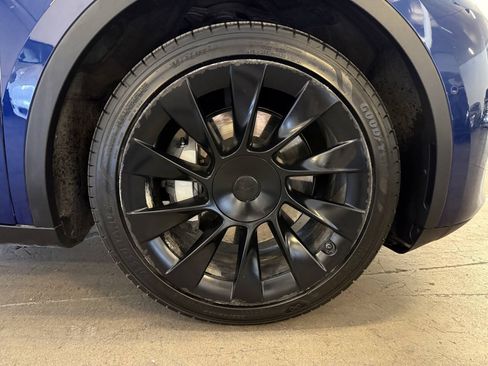 Used 2020 Tesla Model Y Long Range AWD/4WD image 20