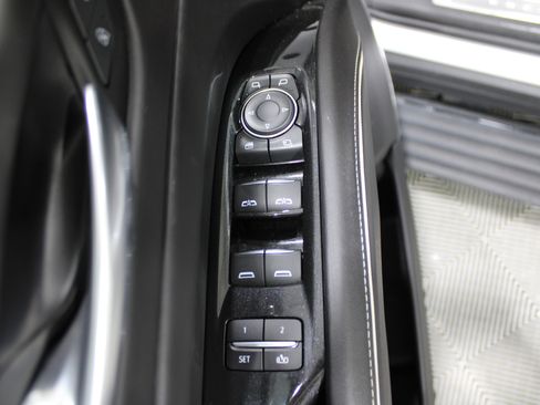 Certified 2024 Cadillac Escalade ESV Sport Platinum image 7