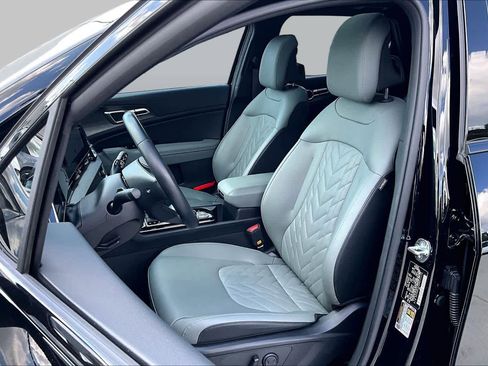 Used 2023 Kia Sportage X-Line w/ X-Line Premium Package AWD/4WD image 8