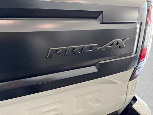 New 2025 Nissan Frontier PRO-4X w/ Pro Premium Package image 33