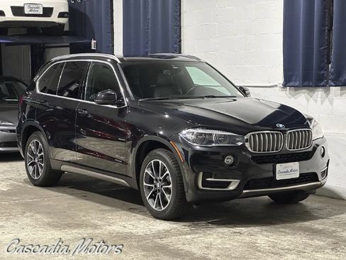 Used 2018 BMW X5 xDrive35i AWD/4WD image 1