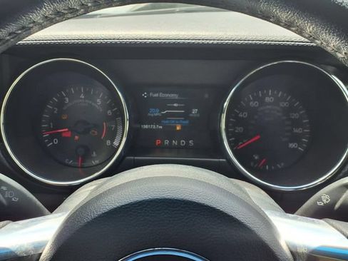 Used 2015 Ford Mustang Coupe RWD image 17