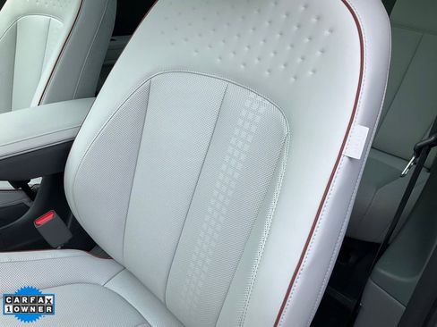 Used 2024 Hyundai Ioniq 5 Limited image 18