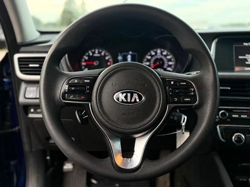 Used 2018 Kia Optima LX FWD image 24