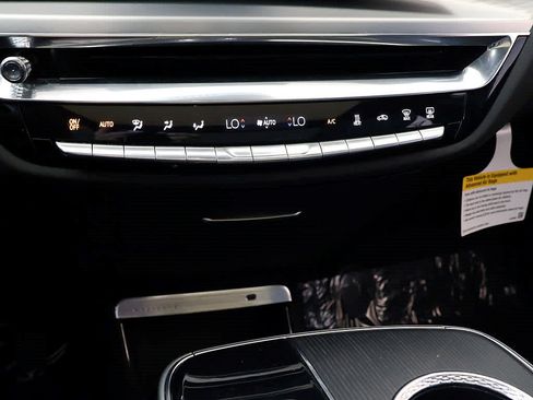 Used 2025 Cadillac Lyriq Luxury w/ LPO, Floor Liner Package AWD/4WD image 18