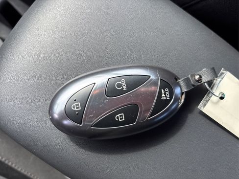 Certified 2026 Hyundai Kona SE image 32