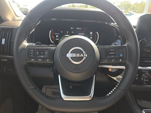 New 2025 Nissan Pathfinder Platinum w/ Lighting Package (N92) image 15