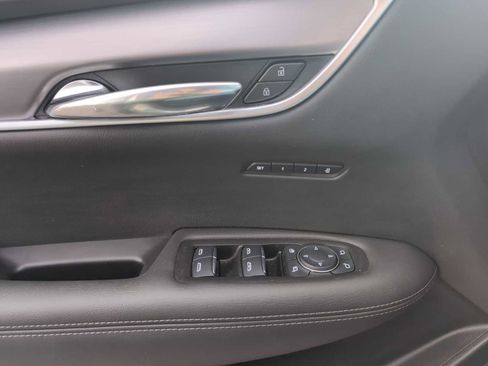 Used 2024 Cadillac XT6 Luxury w/ LPO, Floor Liner Package image 22