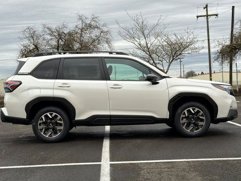 New 2026 Subaru Forester Premium image 3