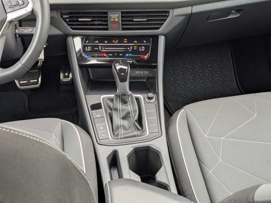 Used 2026 Volkswagen Jetta Sport FWD image 23