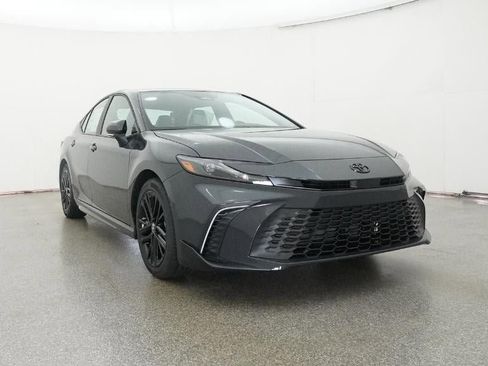 New 2026 Toyota Camry SE image 30