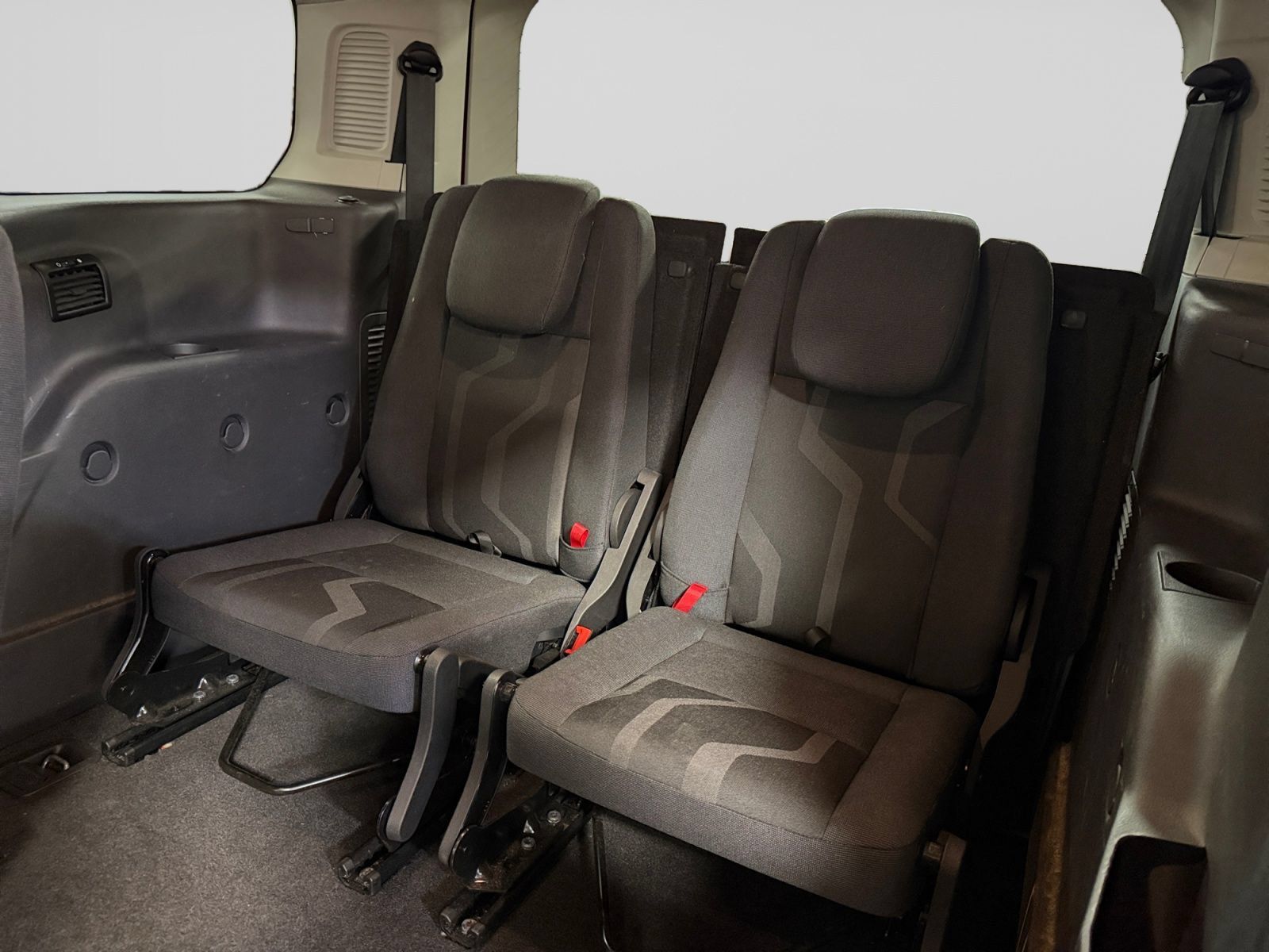 Used 2017 Ford Transit Connect XLT FWD image 21
