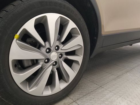 Used 2019 Buick Encore Preferred AWD/4WD image 31