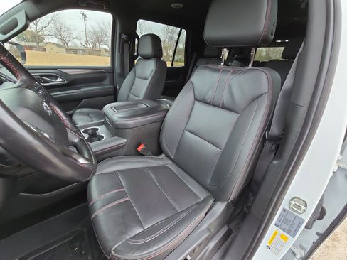 Used 2022 Chevrolet Tahoe RST w/ Luxury Package image 11