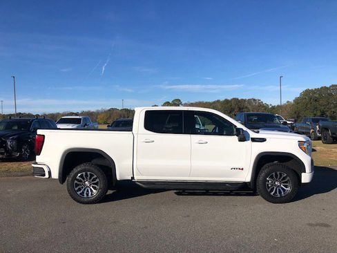 Used 2021 GMC Sierra 1500 AT4 image 8