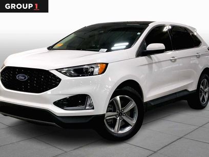 Used 2024 Ford Edge SEL w/ Convenience Package