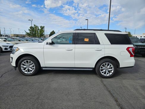 Used 2021 Ford Expedition XLT AWD/4WD image 9