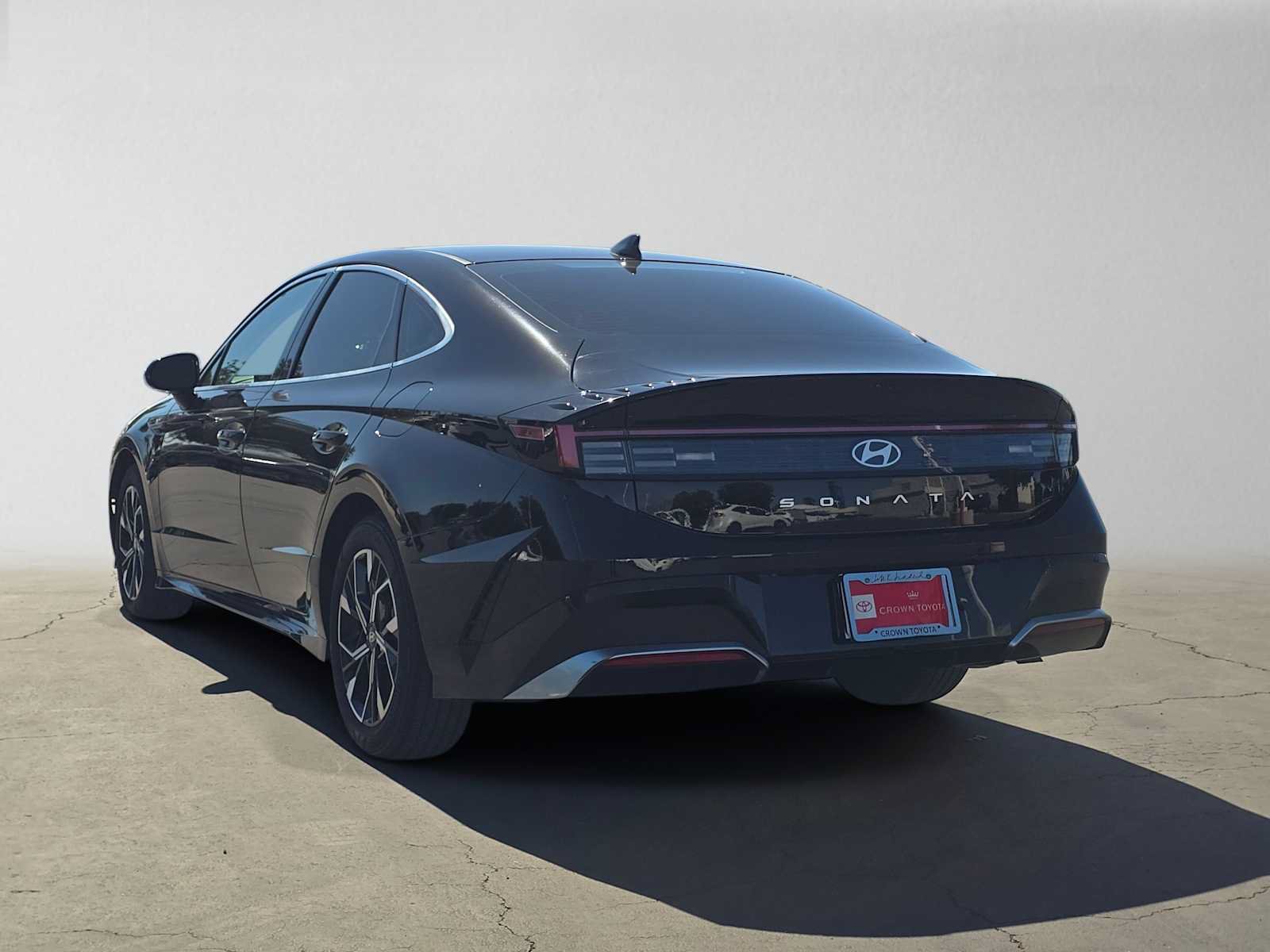 Used 2025 Hyundai Sonata SEL FWD image 5