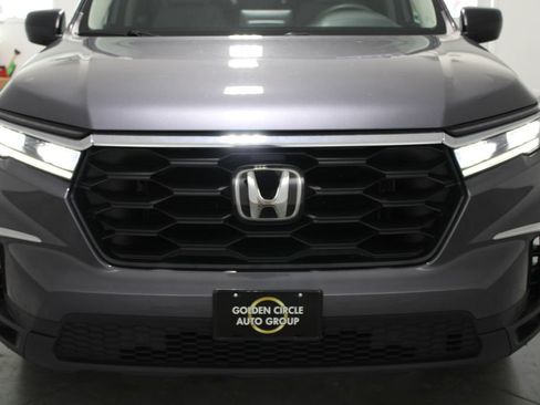 Used 2023 Honda Pilot LX image 50