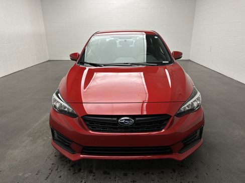 Used 2023 Subaru Impreza 2.0i Sport image 3