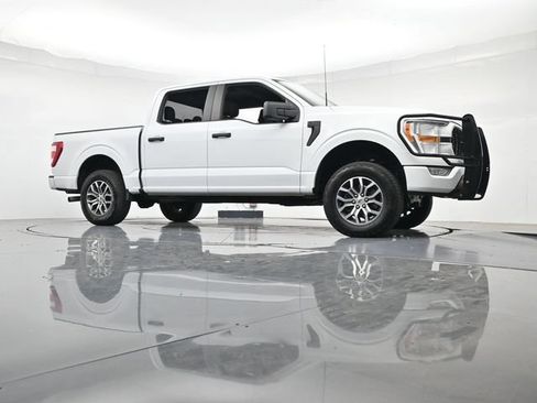 Certified 2022 Ford F150 XL w/ STX Black Appearance Package AWD/4WD image 36