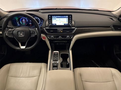 Used 2021 Honda Accord Touring image 14