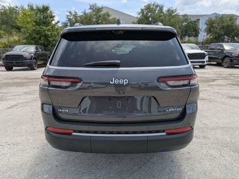 New 2026 Jeep Grand Cherokee L Limited w/ Luxury Tech Group II AWD/4WD image 4