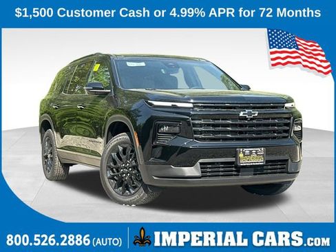 New 2026 Chevrolet Traverse LT w/ Midnight/Sport Edition AWD/4WD image 1
