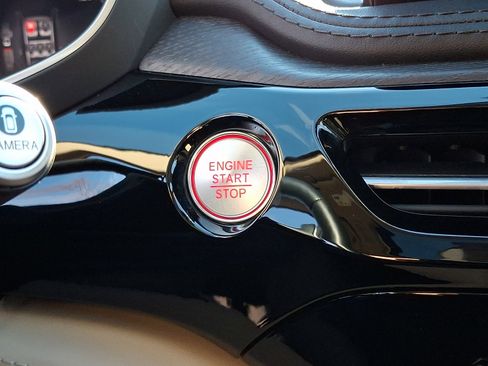 Used 2025 Acura MDX SH-AWD w/ Advance Package image 24