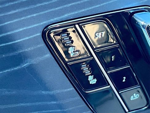 New 2026 Cadillac Lyriq Luxury image 19