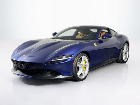 Used 2023 Ferrari Roma RWD image 6