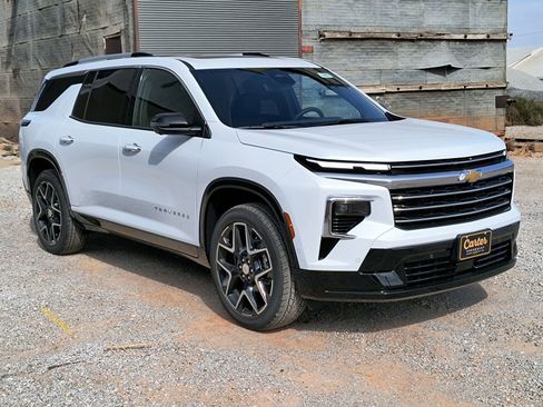 New 2026 Chevrolet Traverse High Country w/ LPO, Floor Liner Package image 2