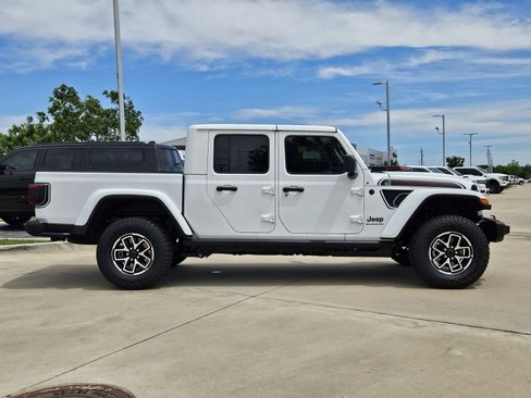 New 2026 Jeep Gladiator Rubicon AWD/4WD image 7