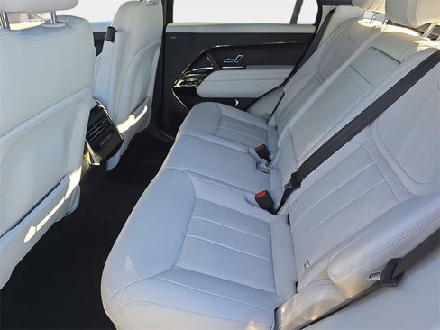 Certified 2023 Land Rover Range Rover Sport SE image 15