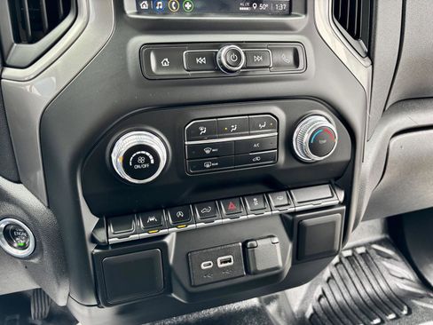 Used 2022 GMC Sierra 1500 Pro w/ Pro Value Package RWD image 30