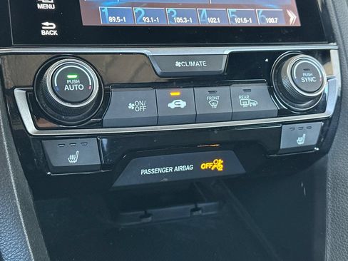 Used 2018 Honda Civic Sport Touring image 28