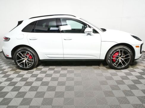 New 2026 Porsche Macan S AWD/4WD image 29