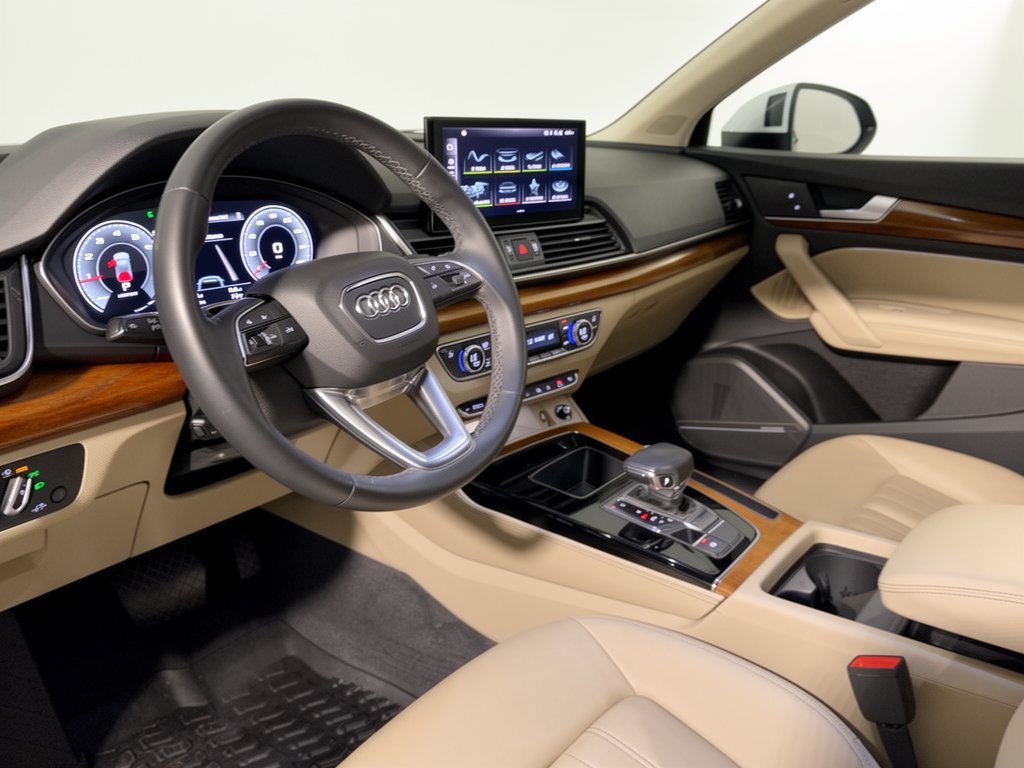 Certified 2023 Audi Q5 2.0T Premium Plus w/ Premium Plus Package AWD/4WD image 4