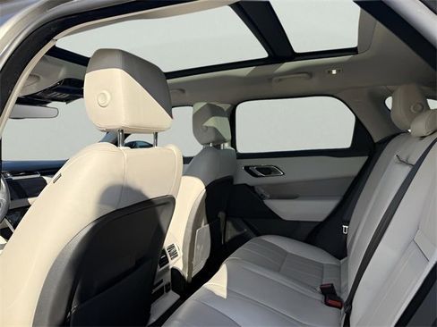 Used 2020 Land Rover Range Rover Velar S image 20