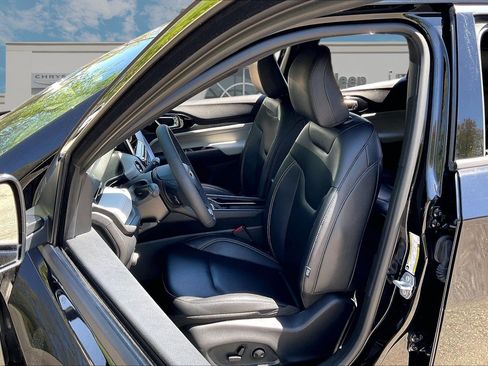 Certified 2025 Jeep Compass Limited AWD/4WD image 21