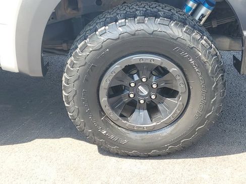 Used 2018 Ford F150 Raptor w/ Equipment Group 801A Mid AWD/4WD image 9