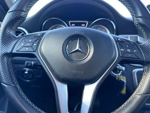 Used 2015 Mercedes-Benz GLA 250 4MATIC image 8