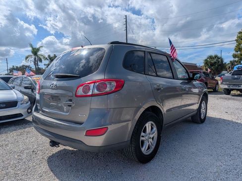 Used 2012 Hyundai Santa Fe GLS image 5
