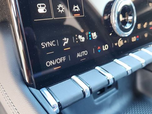 New 2026 GMC Terrain Elevation w/ Elevation Premium Package AWD/4WD image 13